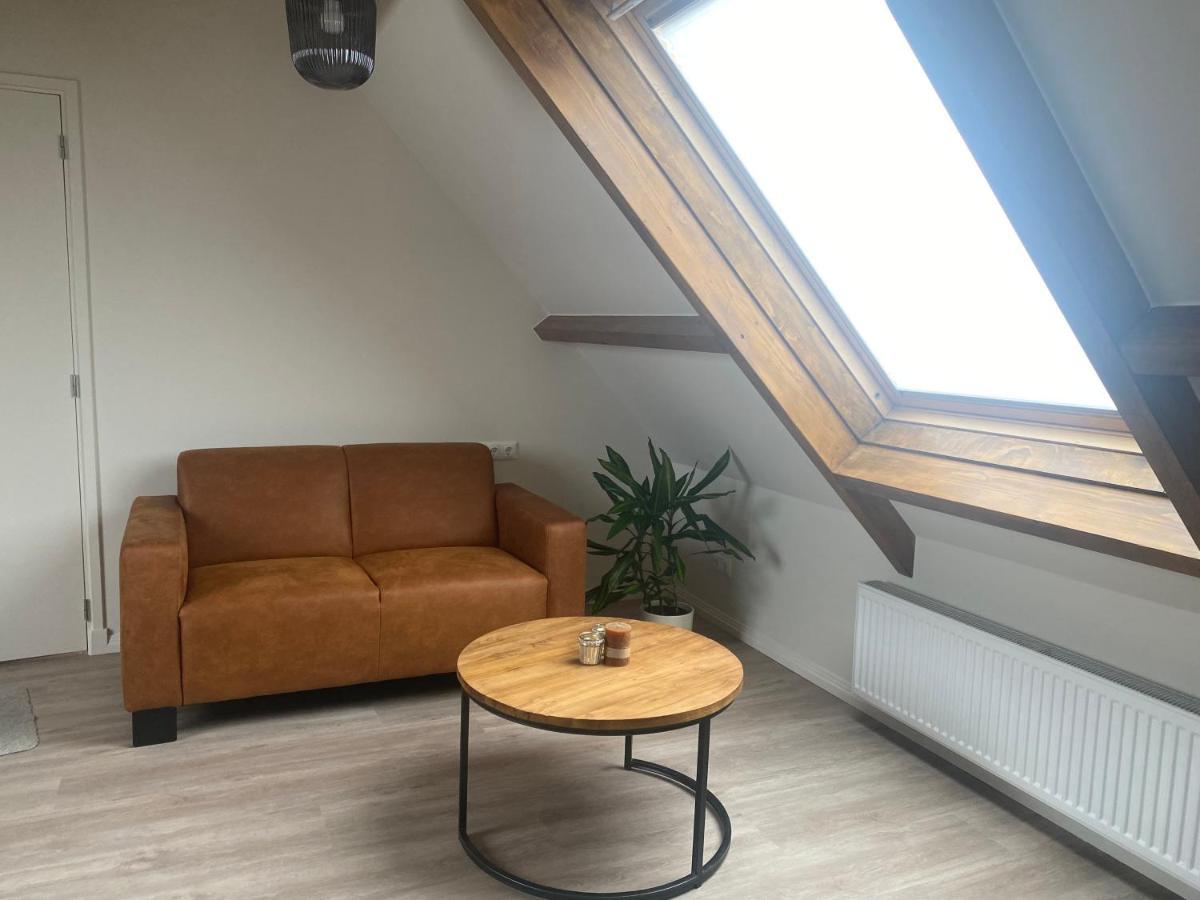 Ruim Appartement Met Sauna, Zuidstraat 125 In Westkapelle Esterno foto
