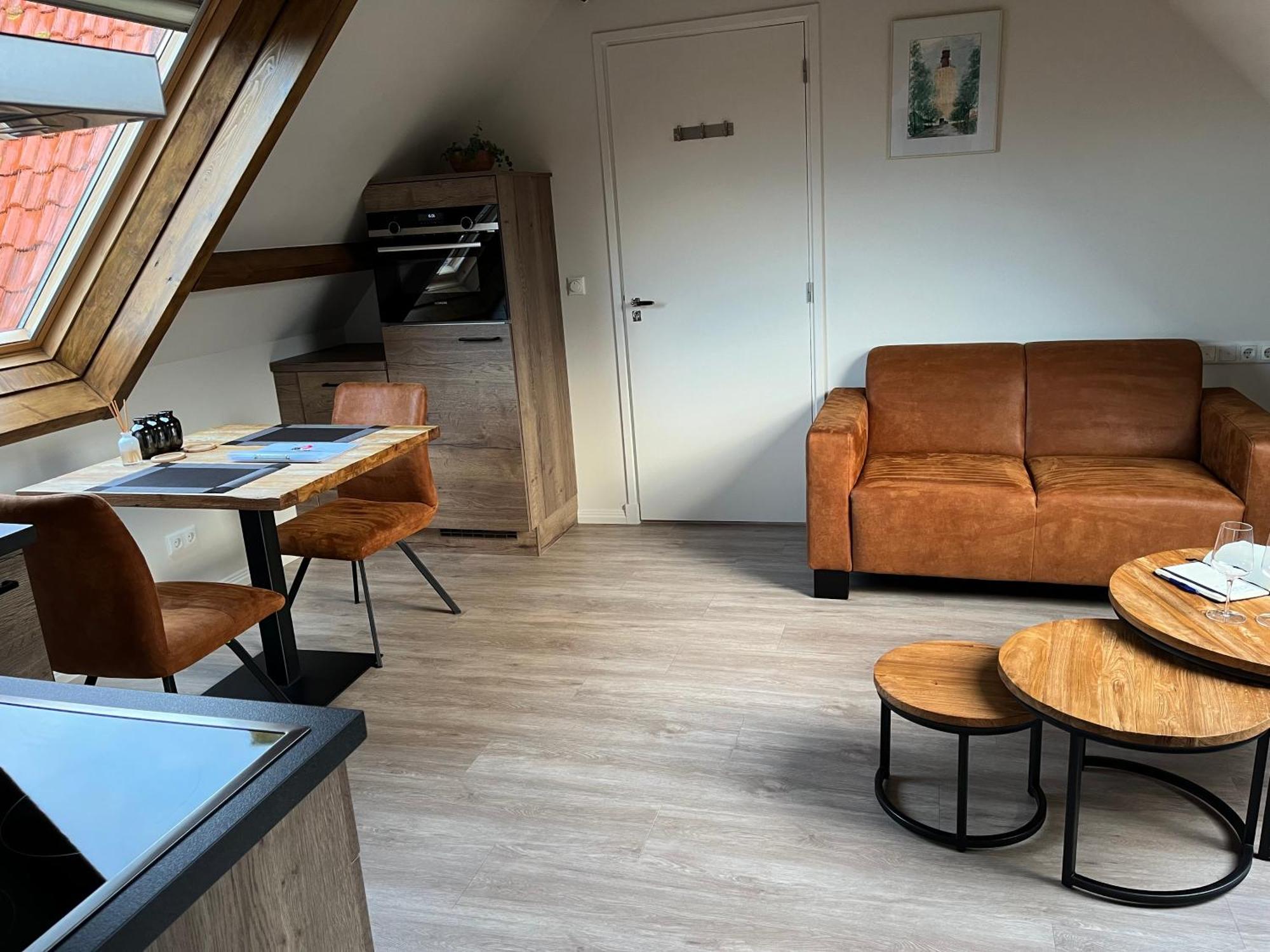 Ruim Appartement Met Sauna, Zuidstraat 125 In Westkapelle Esterno foto